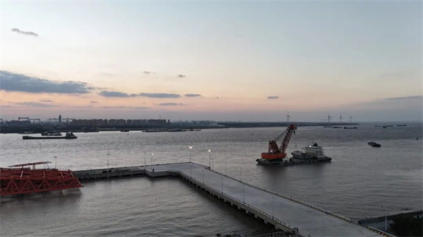 1733820606291884.jpg 640.jpg